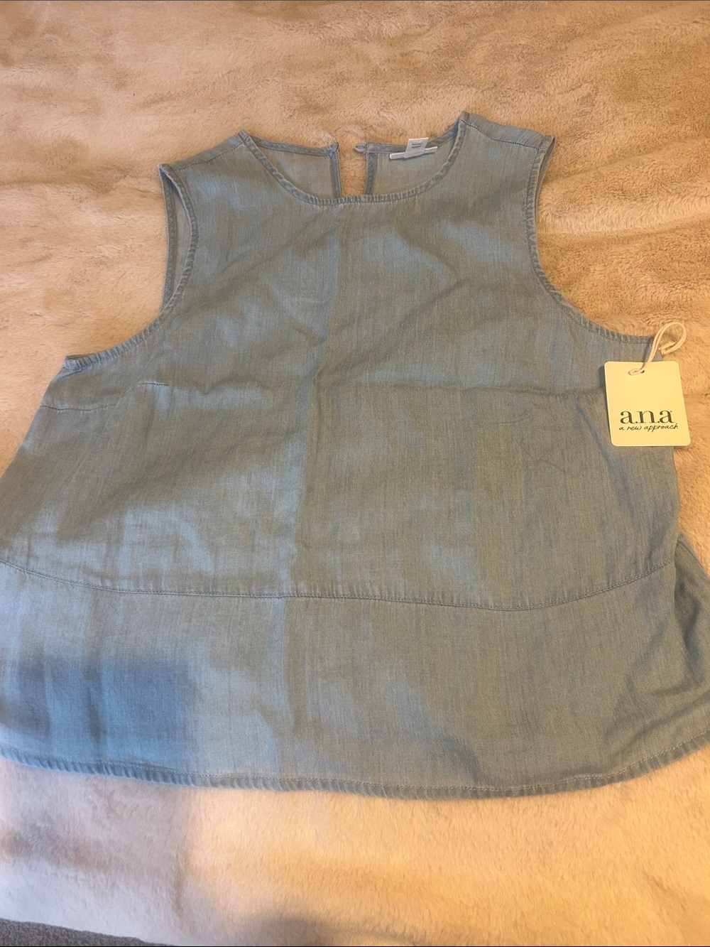 ANA Light Blue Chambray Sleeveless Top size Small NWT
